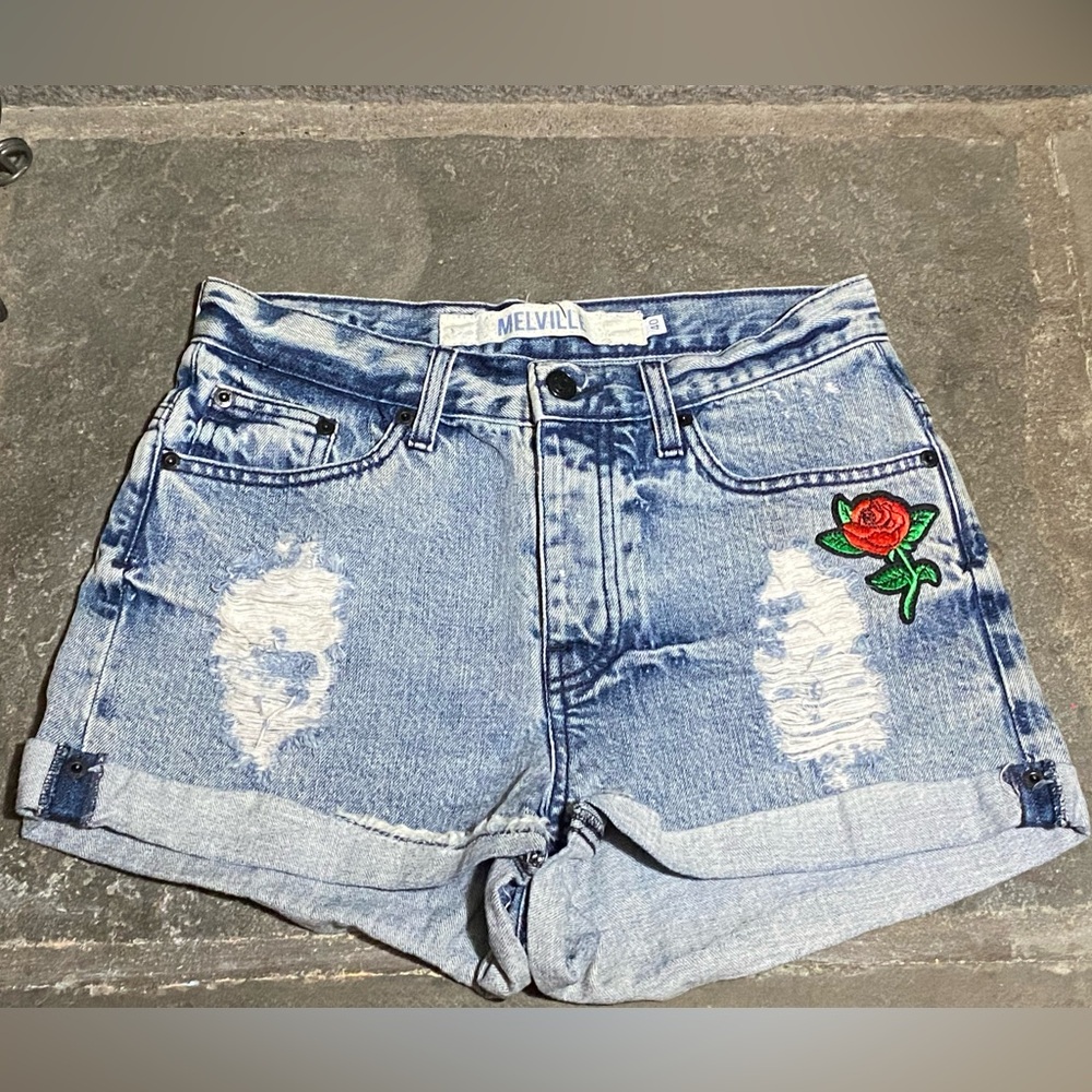 NWOT Brandy Melville denim shorts,light wash,distressed,embroidered patches